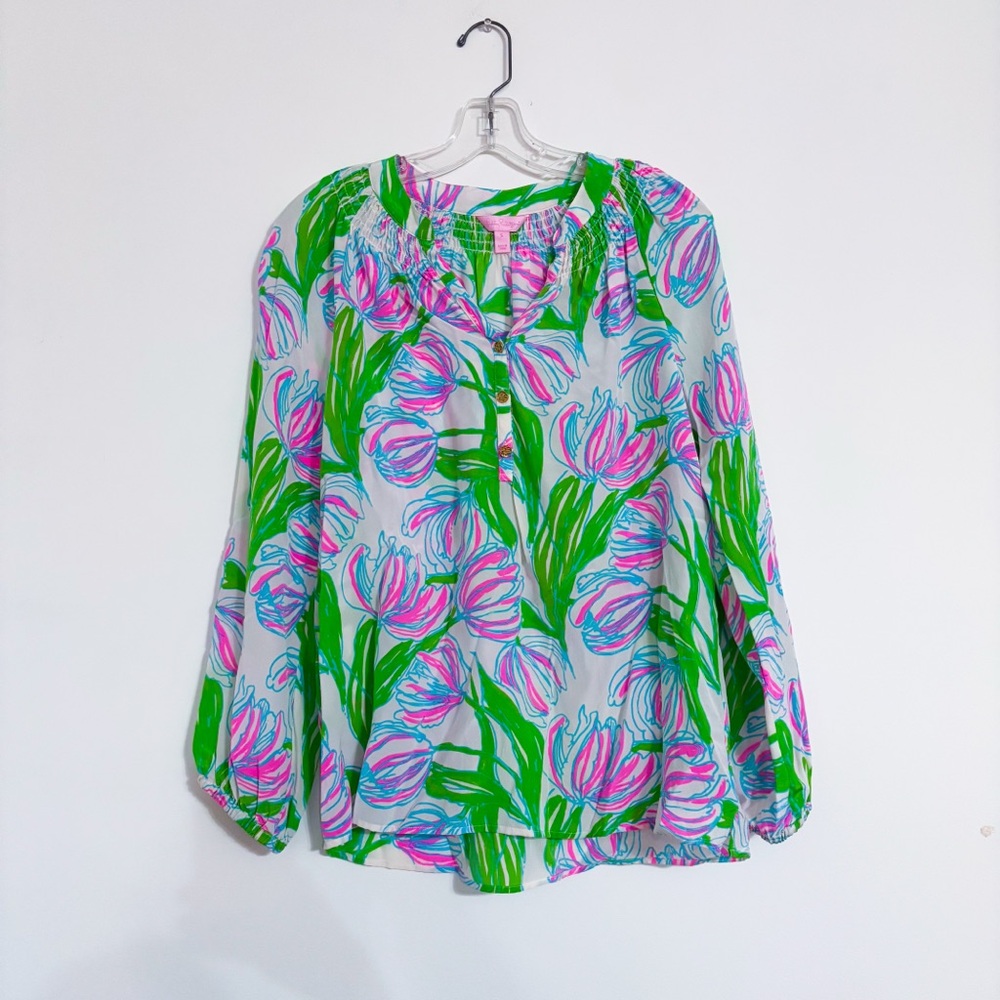 Lilly Pulitzer Elsa Silk Floral Top Smocked Neck Size S 100% Silk